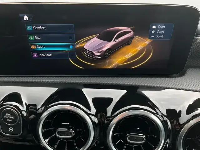 Mercedes-Benz CLA 180
