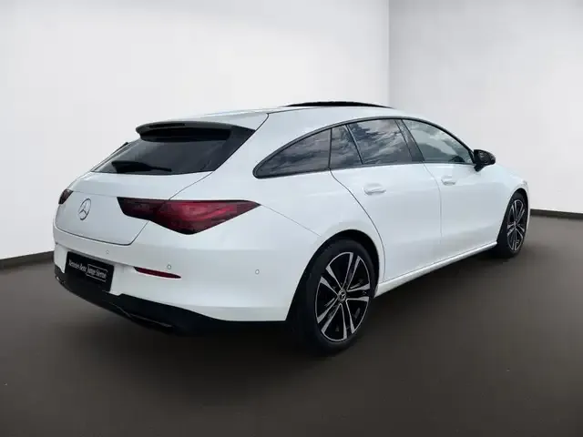 Mercedes-Benz CLA 180