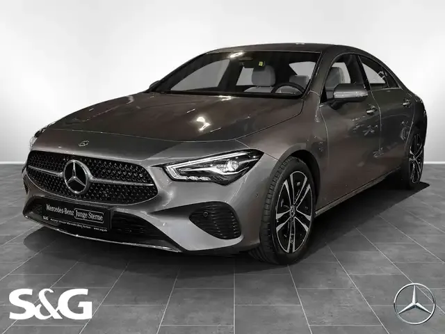 Mercedes-Benz CLA 180