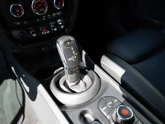 MINI Cooper Clubman