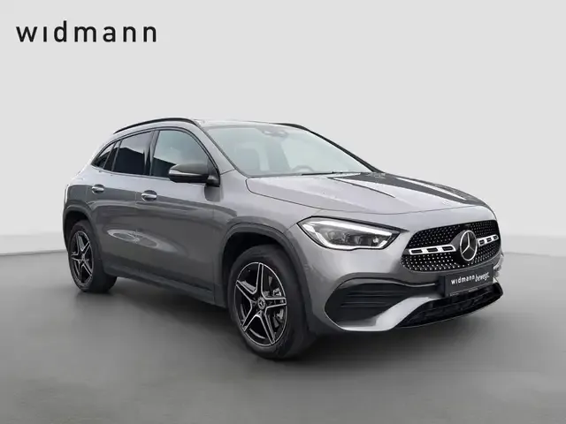 Mercedes-Benz GLA 250