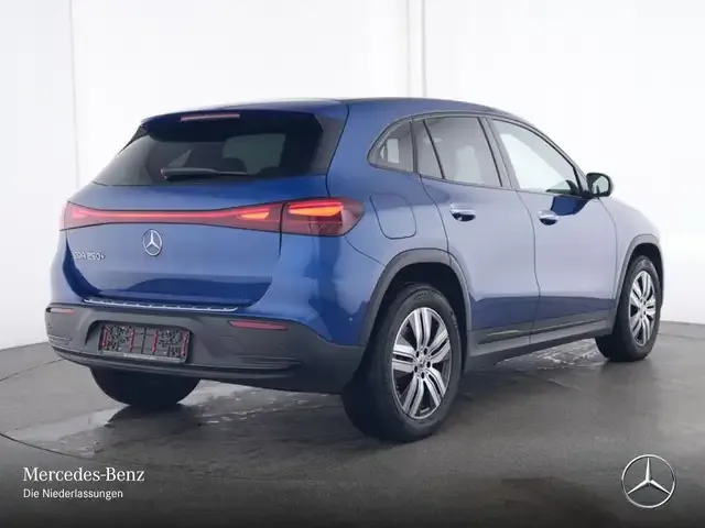 Mercedes-Benz EQA 250