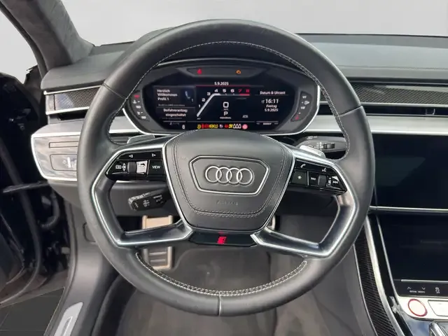 Audi S8