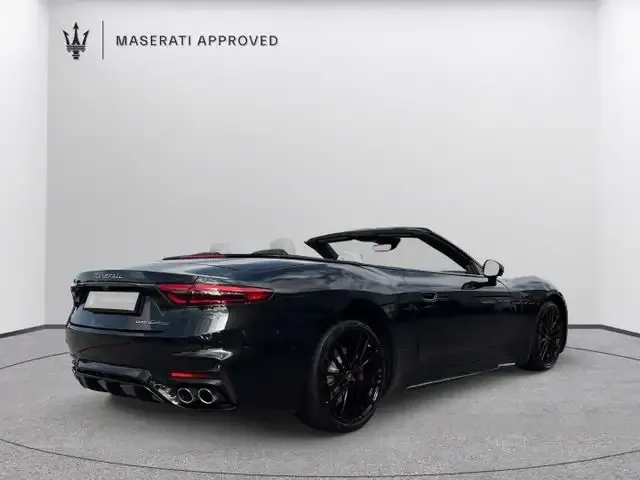 Maserati GranCabrio