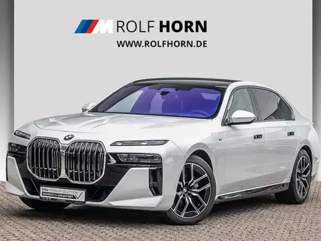 BMW 740