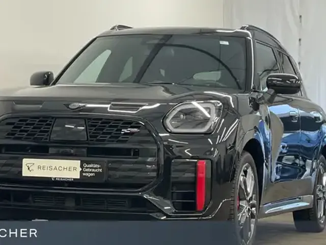 MINI John Cooper Works Countryman