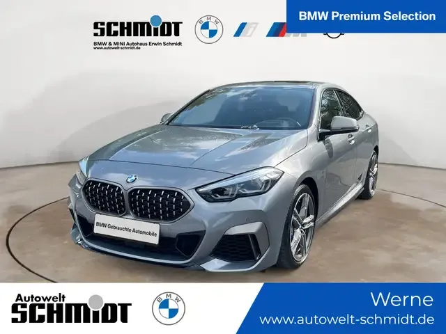 BMW 235
