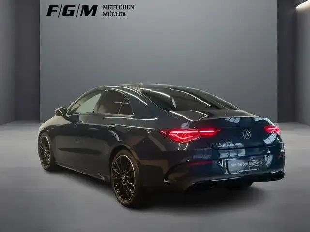 Mercedes-Benz CLA 250