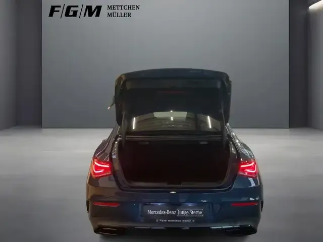 Mercedes-Benz CLA 250