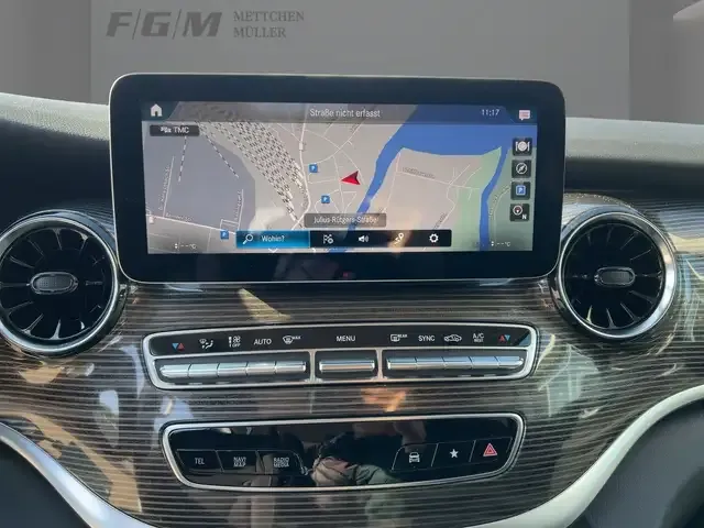 Mercedes-Benz Marco Polo