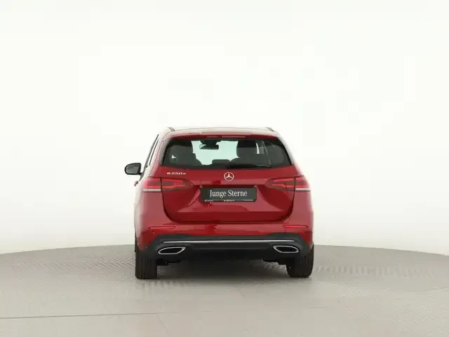 Mercedes-Benz B 250