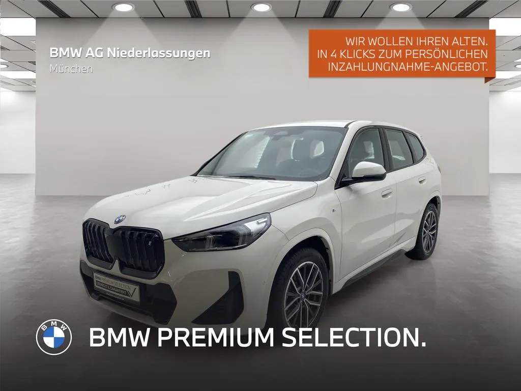 BMW iX1