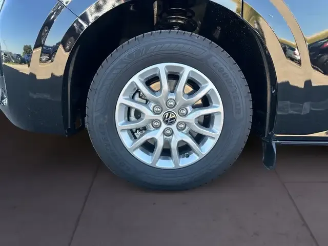 Volkswagen T7 Caravelle