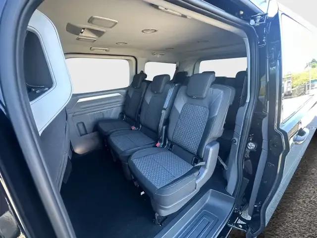 Volkswagen T7 Caravelle