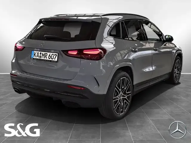 Mercedes-Benz GLA 200