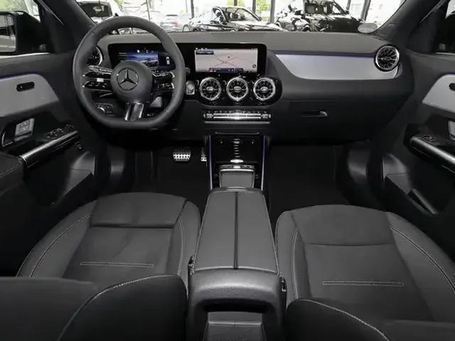 Mercedes-Benz GLA 200
