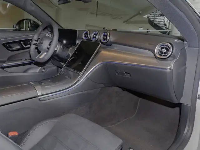 Mercedes-Benz CLE 220