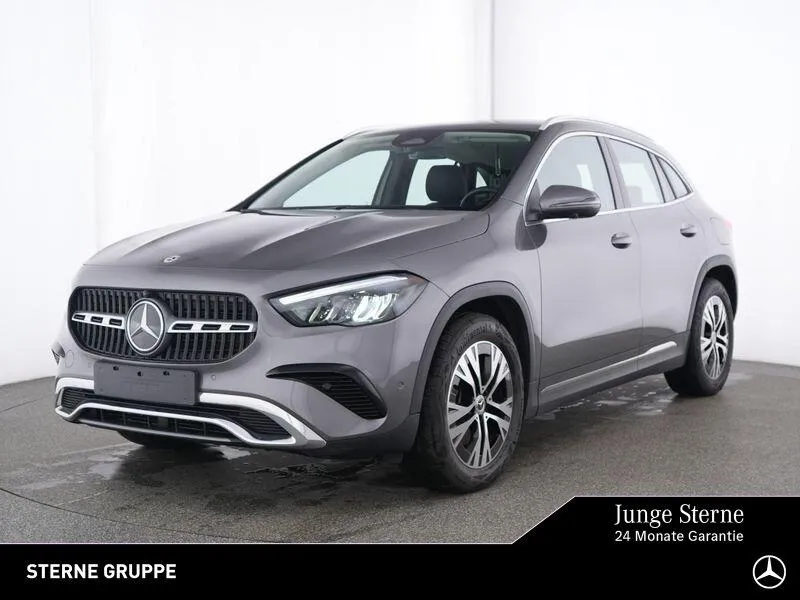 Mercedes-Benz GLA 220