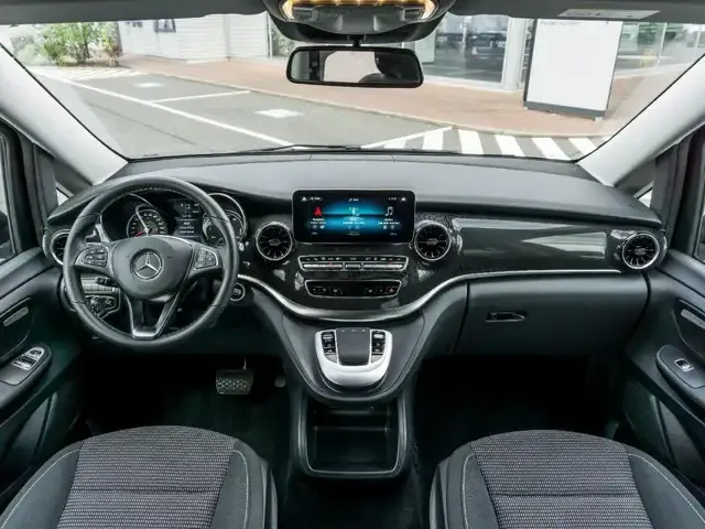 Mercedes-Benz EQV 300