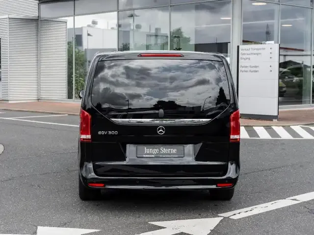 Mercedes-Benz EQV 300