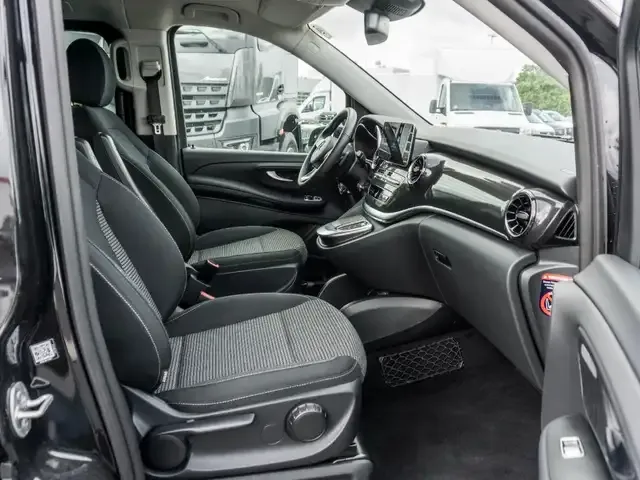 Mercedes-Benz EQV 300