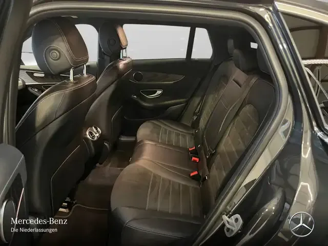 Mercedes-Benz EQC 400