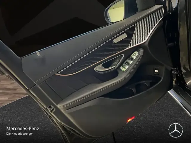 Mercedes-Benz EQC 400