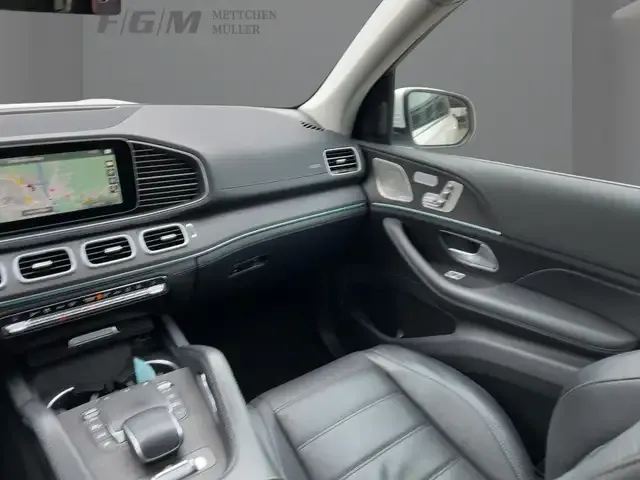 Mercedes-Benz GLS 400