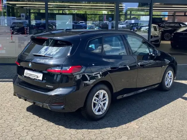 BMW 220