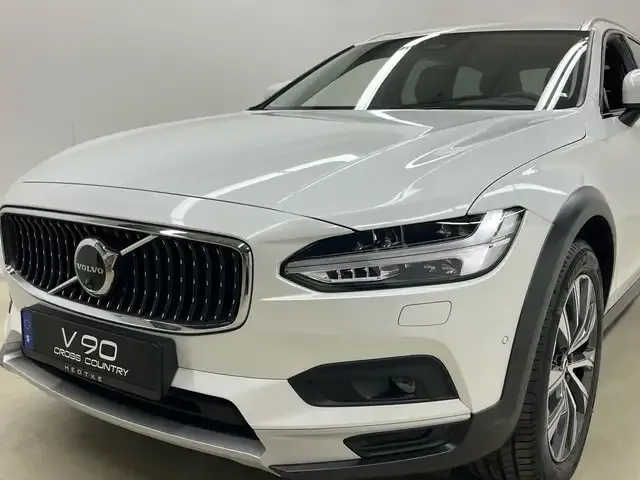 Volvo V90 Cross Country