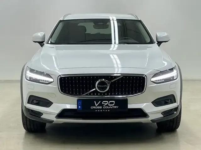 Volvo V90 Cross Country