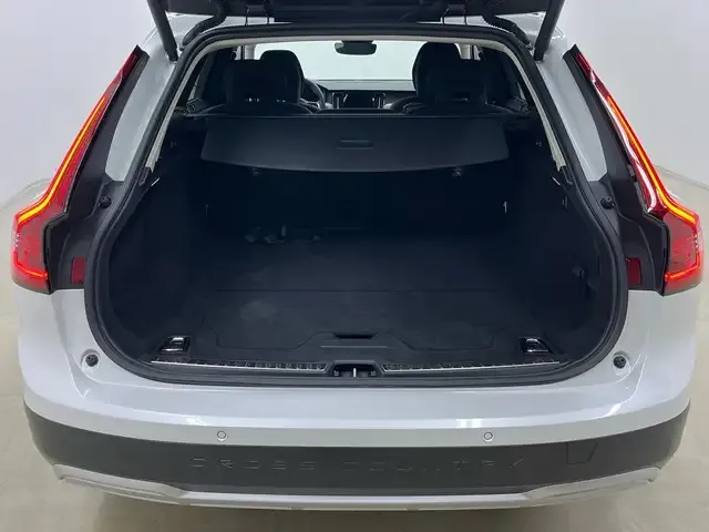 Volvo V90 Cross Country