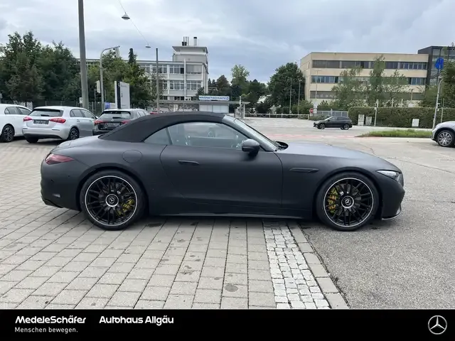 Mercedes-Benz SL 63 AMG