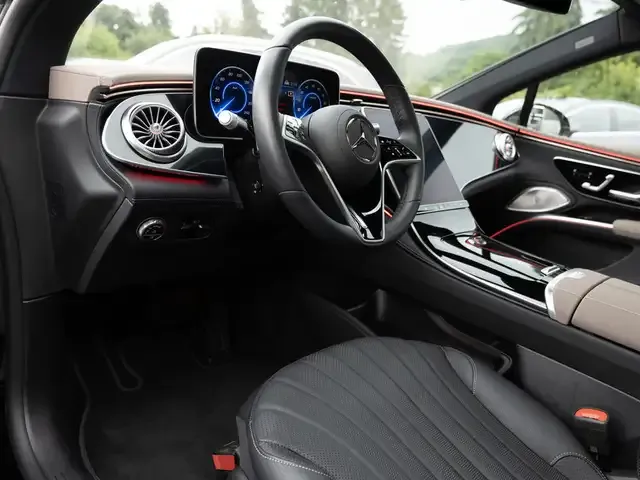 Mercedes-Benz EQS