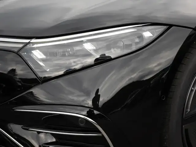 Mercedes-Benz EQS