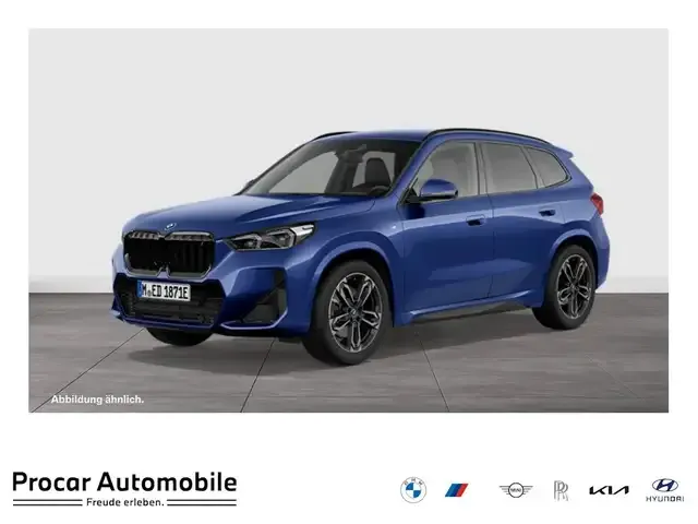 BMW iX1