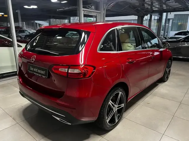 Mercedes-Benz B 250