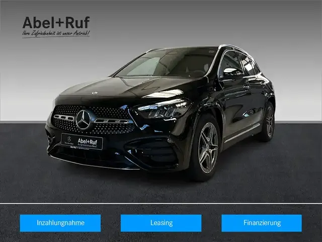 Mercedes-Benz GLA 220