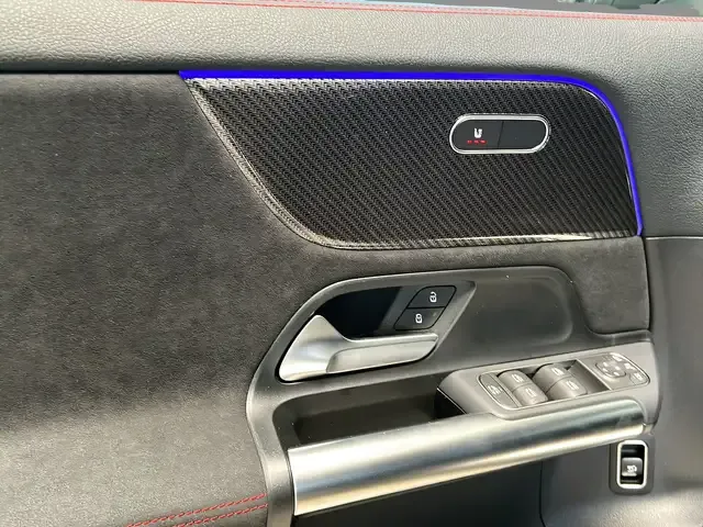 Mercedes-Benz GLA 220