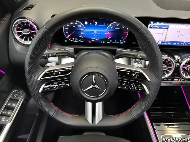 Mercedes-Benz GLB 200