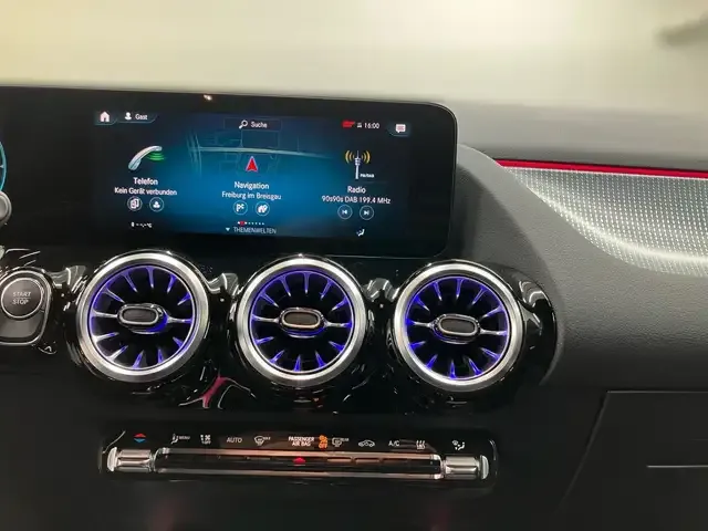 Mercedes-Benz EQA 250