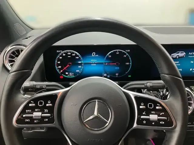 Mercedes-Benz EQA 250