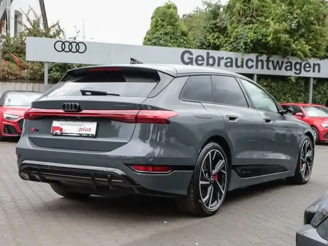 Audi S6 e-tron