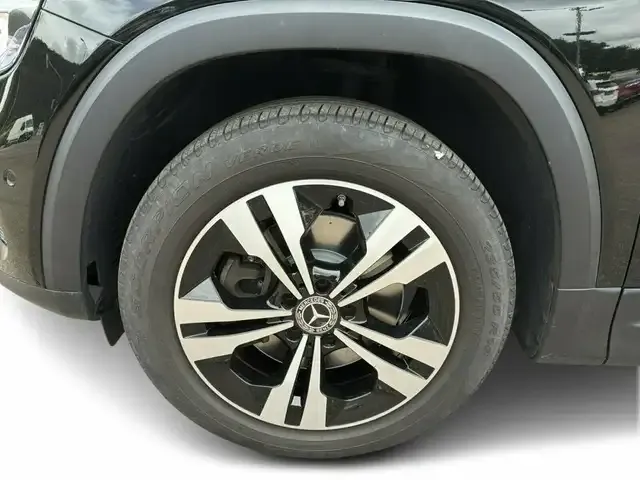 Mercedes-Benz GLB 250
