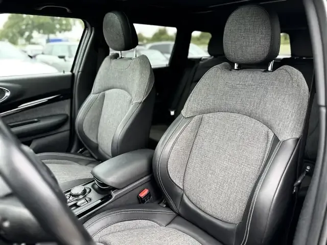 MINI Cooper Clubman