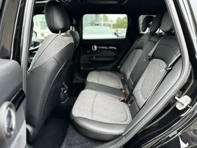 MINI Cooper Clubman