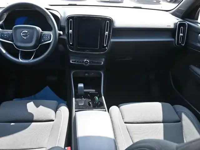 Volvo C40