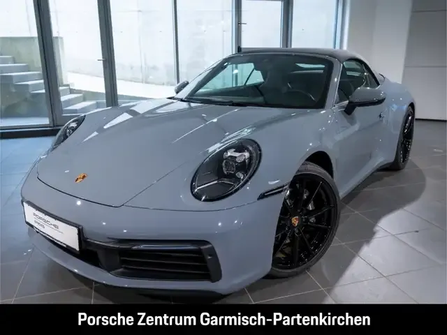 Porsche 992