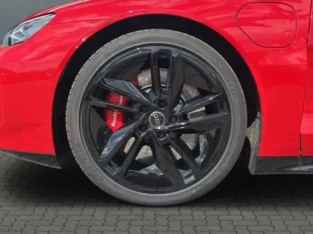 Audi e-tron GT