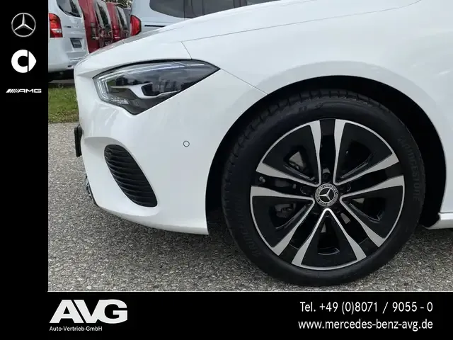 Mercedes-Benz CLA 200